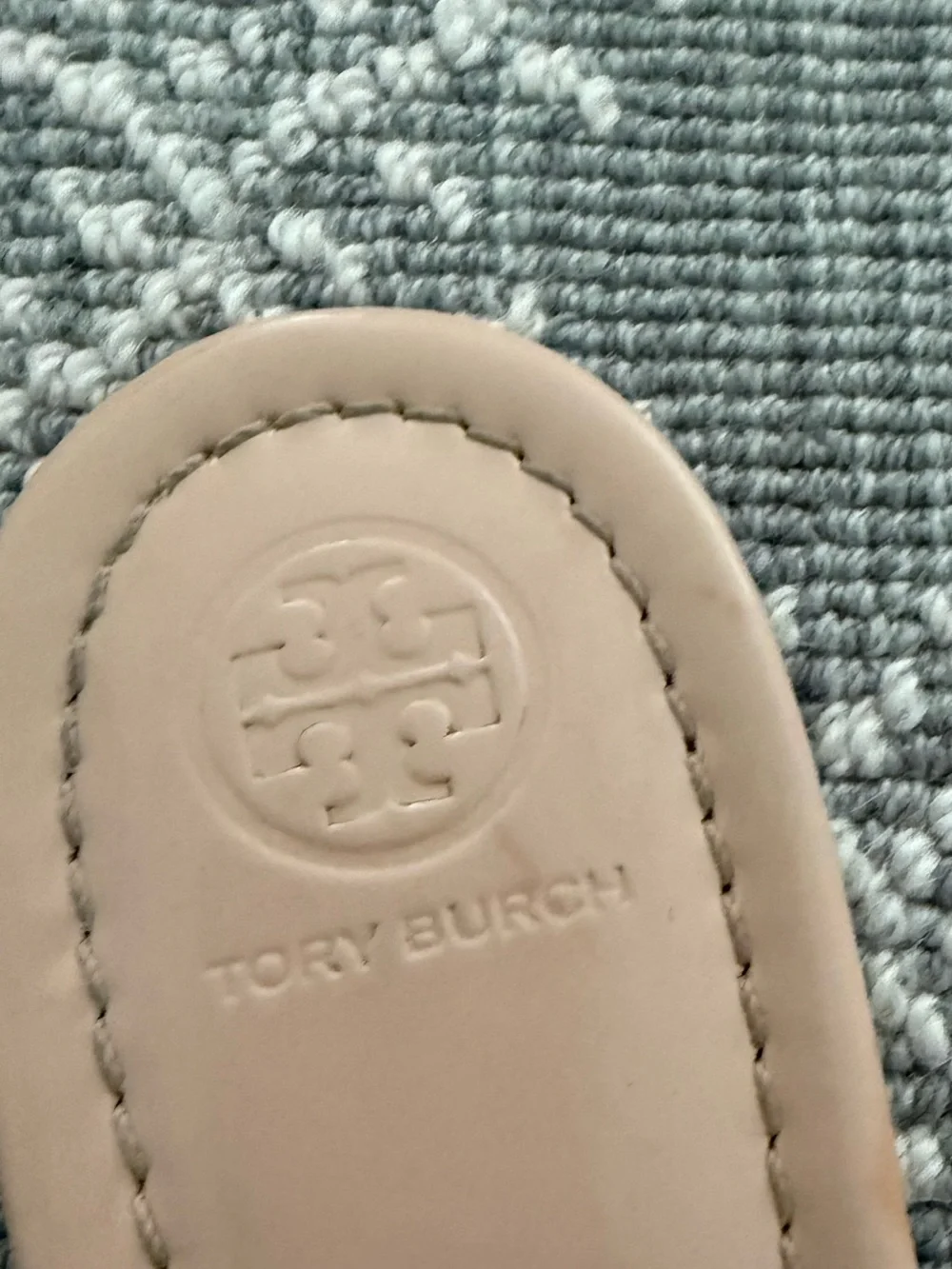 Tory Burch miller sandal size 8.5 color sea shell pink - Picture 8 of 9